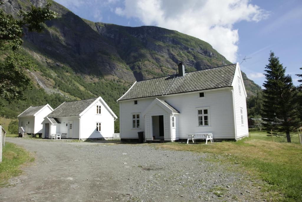 Brekke Gard Hostel Flam Exterior photo